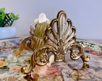 Hollywood Regency Style Vintage Gold Toned “Silver Plate Italian” Ornate Kitchen Knife Holder/Rest