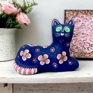Adorable Vintage Folk Art Handpainted Mexican Pottery Cat Figurine, Deep Blue Color Ceramic Cat with Pretty Pink Floral Designs/6.5&quot;L