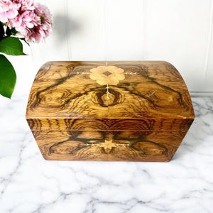 Vintage Handmade Carved Natural Walnut Wooden Jewelry Box/Trinket Box w/Inlaid Intricate Florals and Designs/Mid Century Modern/Boho Decor