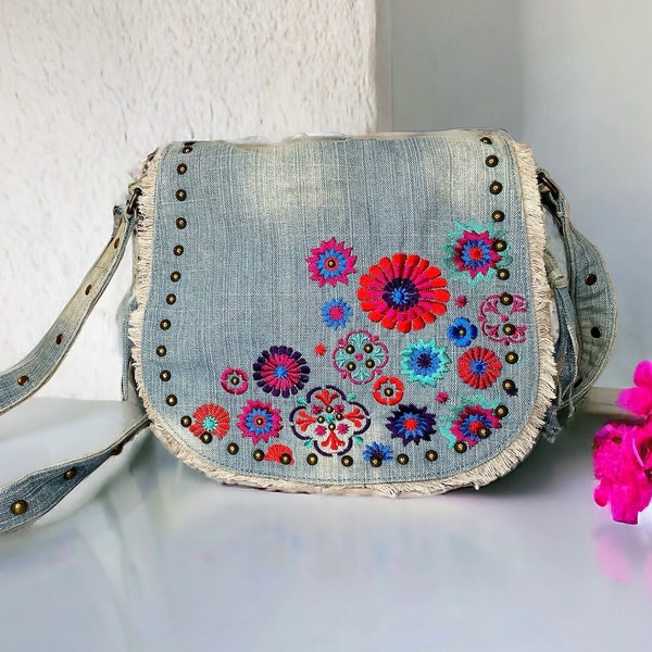 Retro Vintage Steven by Steve Madden Blue Denim Crossbody Purse with Colorful Embroidered Florals, Long Strap, Pink/Blue Inside AS IS 12.5”L