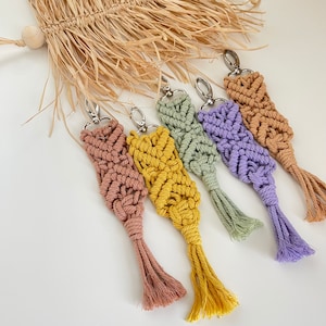 Boho Macrame Keychain: 100% Cotton Key Fob