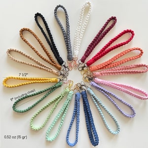 Llavero de macramé para muñeca / Llavero de pulsera / Cartera de mano / Pulsera llavero / Recuerdo de boda / Regalo de Halloween, Acción de Gracias, Navidad