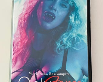Portada de la cinta VHS de OnlyFangs: Gwen (Jessa Flux)