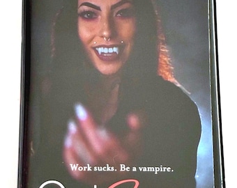 Portada de la cinta VHS de OnlyFangs: Scarlett (Nina Lanee Kent)