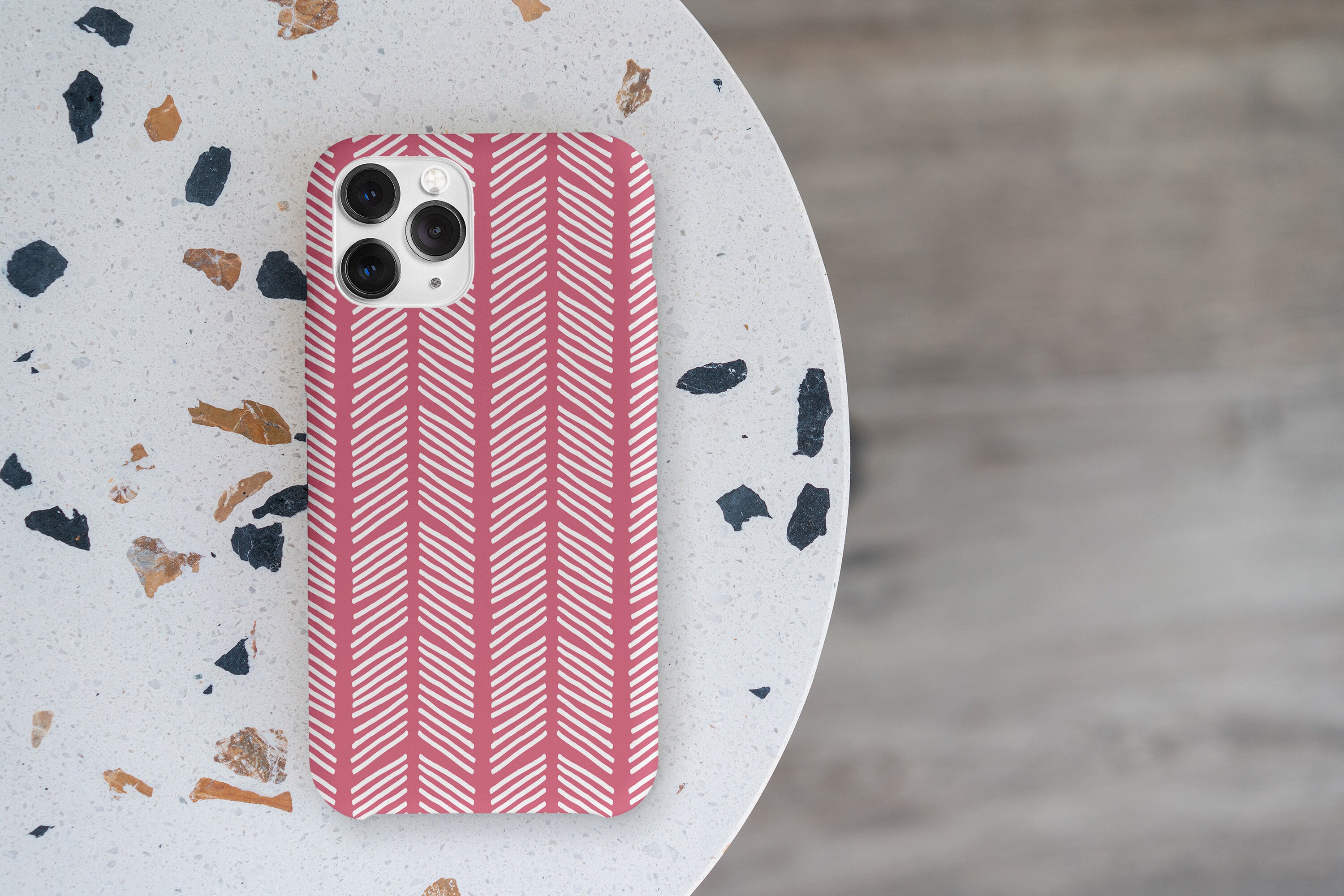 Society6 iPhone4/4S,5用 Trendy Pink Girly Chevron Pattern Society6 iPhone4/4S,5用 Trendy Pink Girly Chevron Pattern