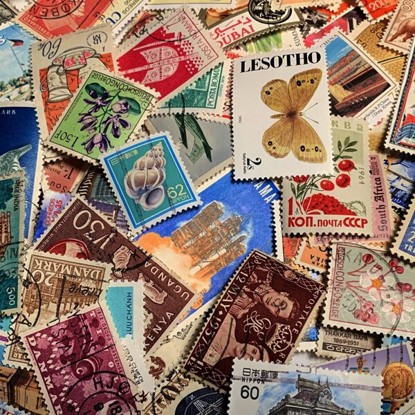 WORLD STAMPS  All Different Vintage Used Cancelled Postage Stamps Collectors, Budding Stamp Collector Gift, Stamp Art 25WSTA