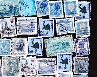 50 LICHTBLAUWE KLEUREN Vintage geannuleerde ambachtelijke postzegels voor stempelkunst 50LTBLP