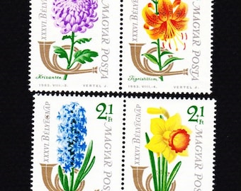 4 MINT HUGARY FLOWERS Vintage  Stamps 1963   Collector Set Frameable art for your favorite Flower Enthusiast 4MNFL