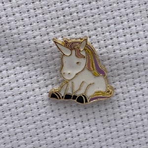 Enamel Unicorn Needle Minder | Magnet |  Cover Minder