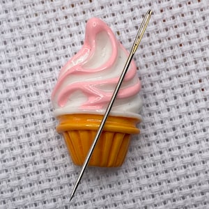 Soft Serve Ice Cream Needle Minder | Magnet | Pin | Cover Minder
