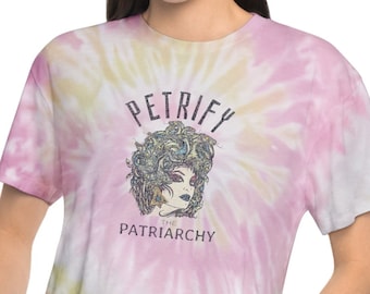 Medusa - Petrify the Patriarchy Feminist Retro Croppeded Tie-Dye Shirt