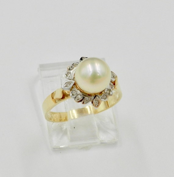 14K Pearl Halo Diamond Ring
