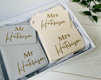 Personalised Passport Holder and Luggage Tag, Personalised Wedding Gifts, Travel Set, Mr & Mrs Present, Honeymoon, Unique, Newly Weds