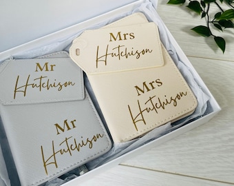 Gepersonaliseerde paspoorthouder en bagagelabel, gepersonaliseerde huwelijkscadeaus, reisset, Dhr. en mevrouw Present, Huwelijksreis, Uniek, Pasgetrouwden