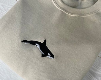 Orca Embroidered Sweater, Killer Whale Clothing, Embroidery, Orca Sweatshirt, Dolphin Crewneck, Sea life, Marine Shirt, Ocean Lover Gift.