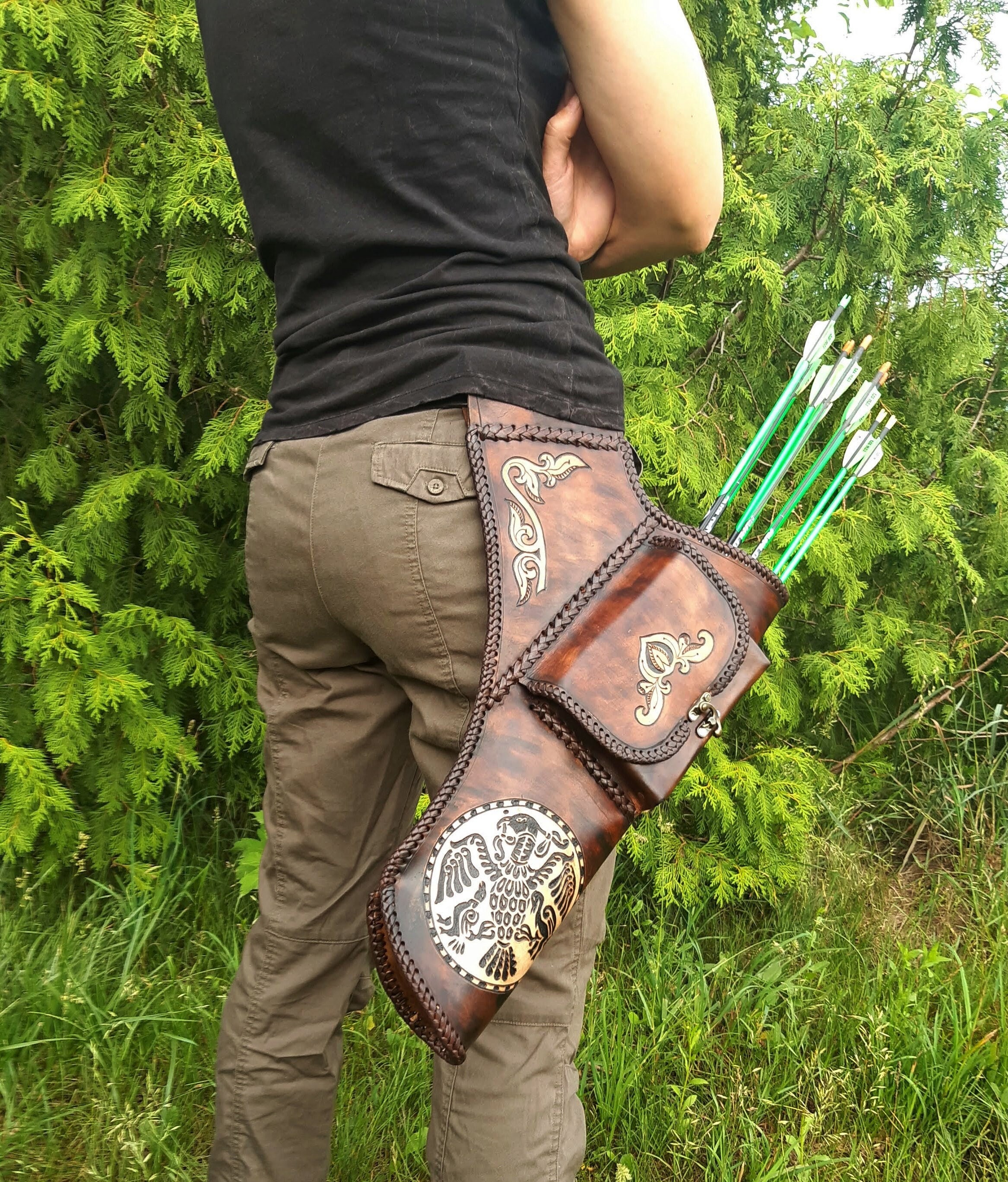 Quiver PNG - quiver-arrows quiver-compound-bow quiver-for-back-of