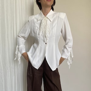 Vintage White Blouse with Lace Jabot | Women White Blouse size M FTV1584
