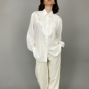 Dressy white tops for evening wear hotsell