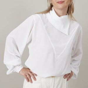Vintage White Blouse with Unique Design Collar for Women Size M | Formal Occasions Pullover Top