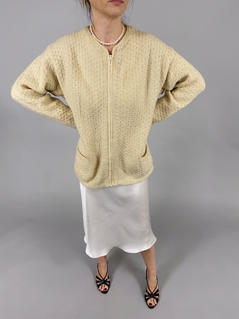 Hand Knitted Cardigan for Women Size L Cream White Wool Cardigan with Pockets image 6