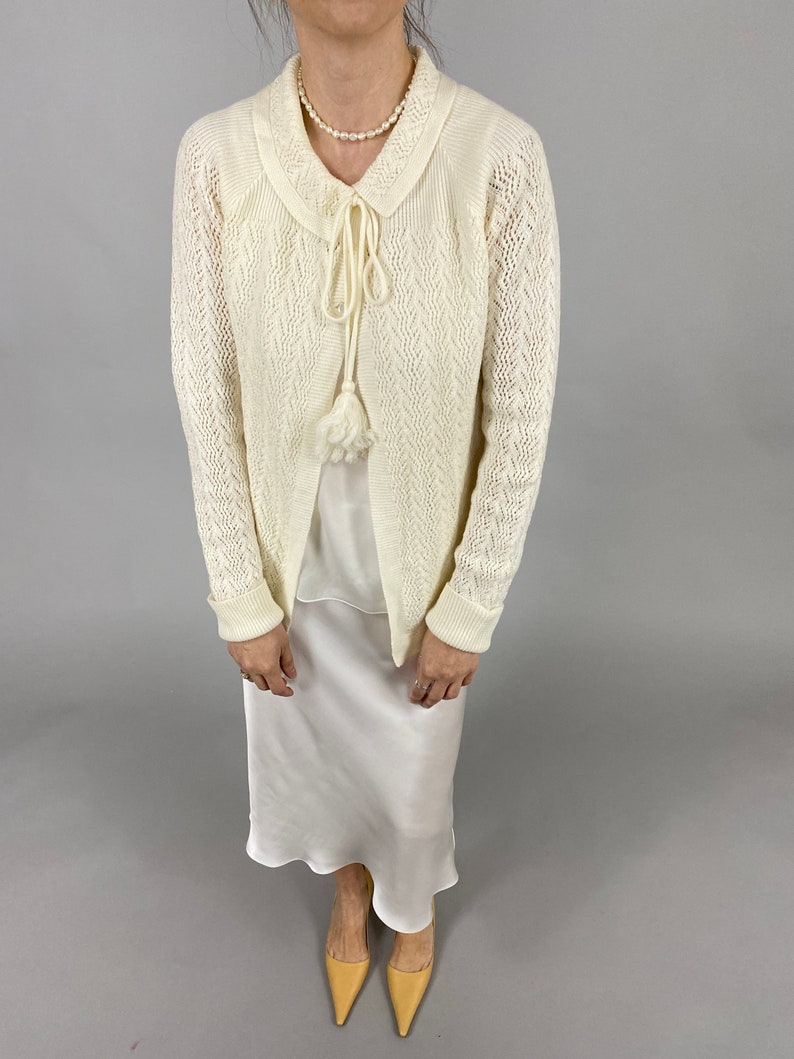 Vintage White Wool Cardigan for Women Size S image 6