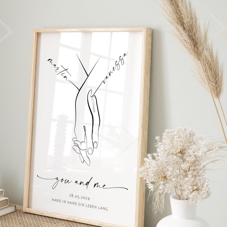 Hochzeitsbild personalisiert Hand in Hand mit Rahmen aus Holz Brautpaar Geschenk Hochzeit