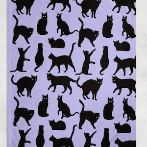Pink Cat Throw Blanket: Cute Gift for Cat or Pet Lovers, Kitty Décor