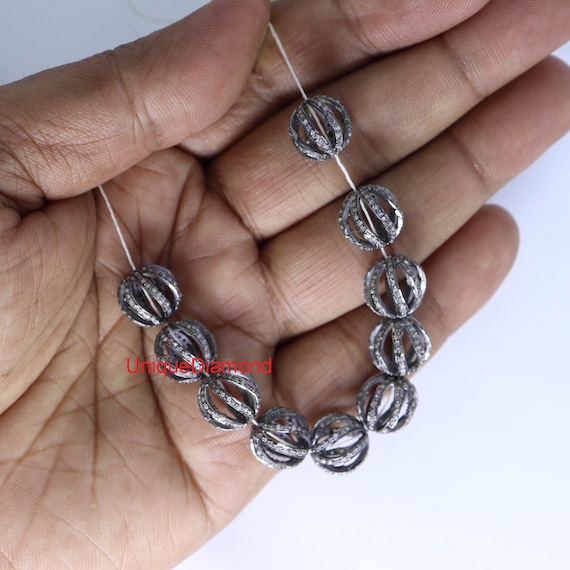 Perles diamantées 4mm trou 1,4mm (env. 50pcs
