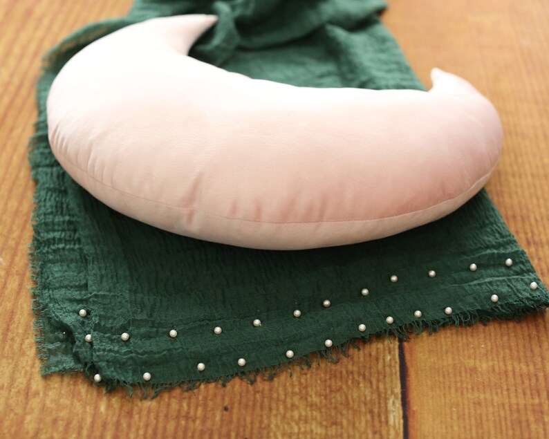 Plush Crescent Moon Pillow Props for Newborn Photography Soft Moon Cushion Props Set Newborn Moon Prop Newborn Moon Pillow