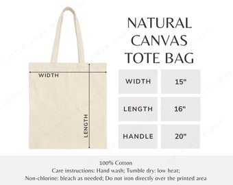 Puede incluir: Bolsa de lona natural con las siguientes dimensiones: ancho 15 pulgadas, largo 16 pulgadas, asa 20 pulgadas. 100% algodón. Instrucciones de cuidado: lavar a mano, secar en secadora a baja temperatura, blanquear sin cloro si es necesario, no planchar directamente sobre el área impresa.