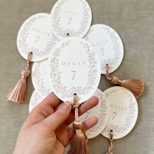Personalized Oval Wedding Place Cards with Tassels: Drinks Token Favors