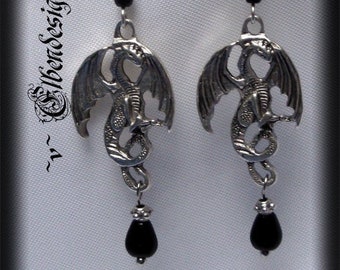 Boucles d’oreilles ~Dragon~ noir Wicca déesse sorcière païenne boucles d’oreilles gothiques Lustres