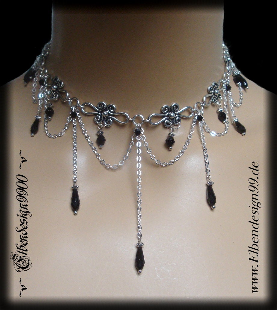 WIOR 7 PCs Gothic Choker Necklaces for Women, Retro Handmade Black Lace  Chocker Velvet Clavicle Necklace with Rhinestone, Vintage Vampire Pendant