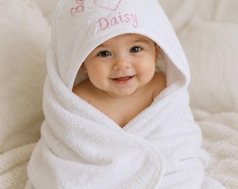 Asciugamano da bagno/nuoto con cappuccio personalizzato e ricamato per neonati.