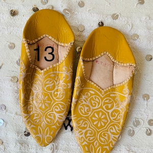 custom slippers moroccan,babouche moroccan,women slippers, suede slippers