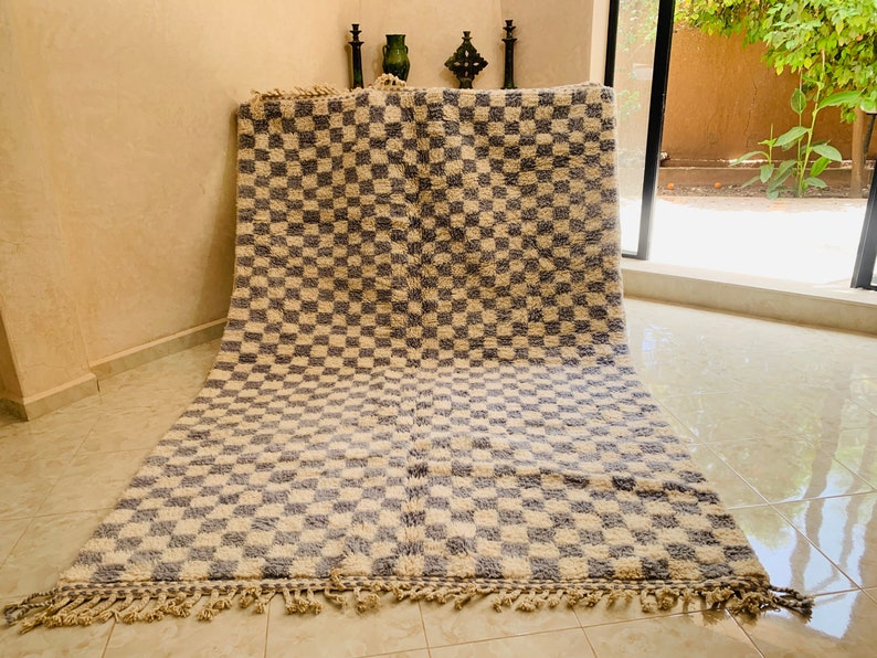 grey checkered rug checkerboard rug checkered area rug checkered rug checker rug moroccan rug zdjęcie 6