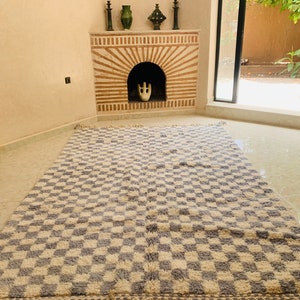 grey checkered rug checkerboard rug checkered area rug checkered rug checker rug moroccan rug zdjęcie 5