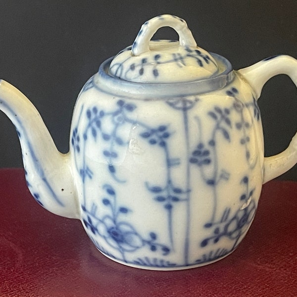 Petite Antique Porcelain Teapot / Bachelor’s Teapot by Schmidt & Greiner Tettau, Germany ,Blue Strawflower Design