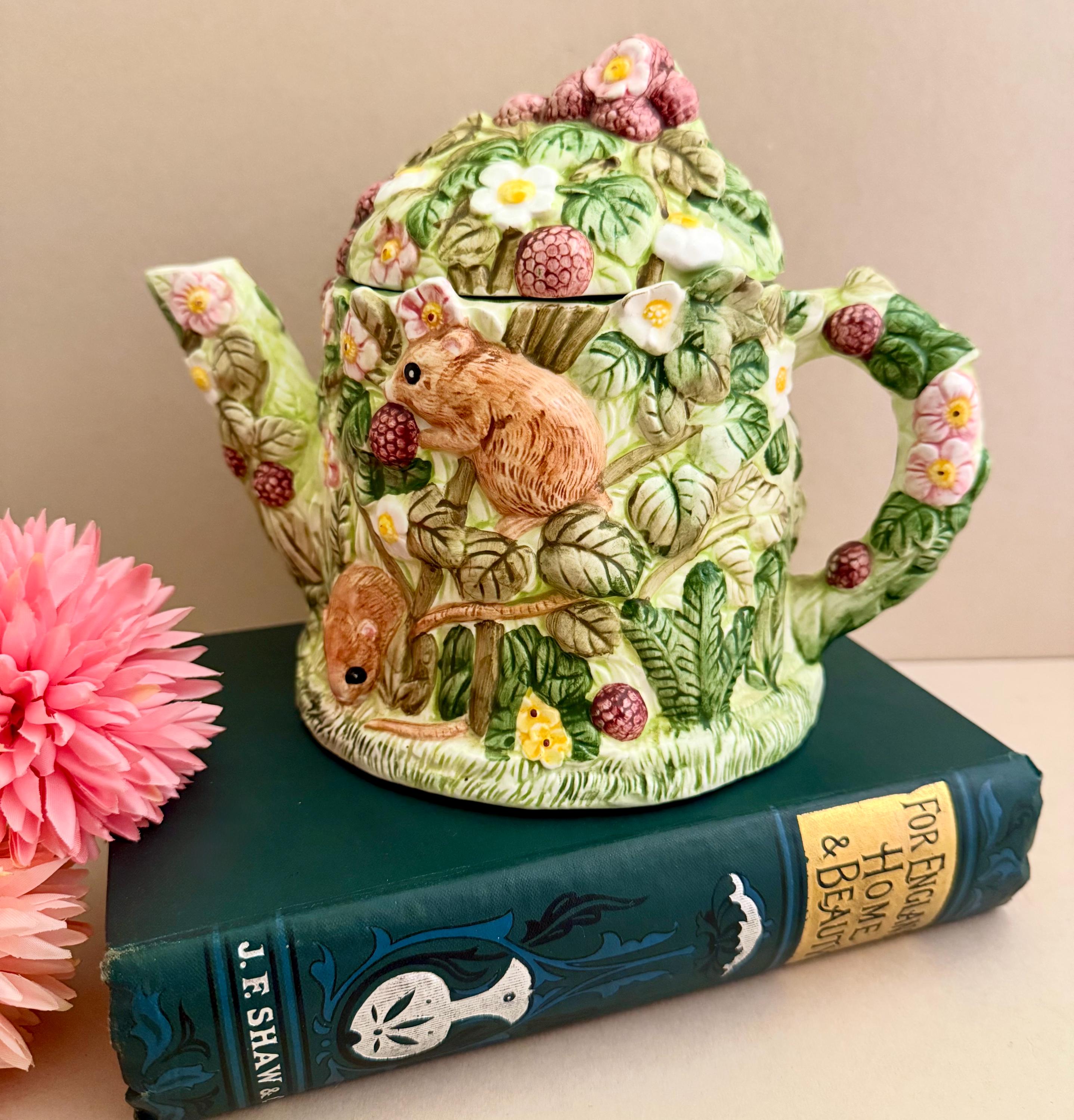 Annie Rowe Teapot - Etsy