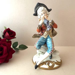 Vintage Capodimonte figurine, Boy & Flute - Volta