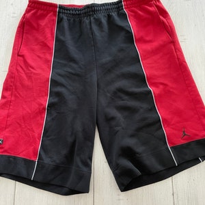 Nike Air Jordan retro Red Black Jumpman basketball shorts L Chicago Bulls  23 MJ