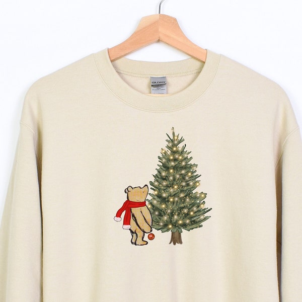 Winnie the Pooh Christams Sweatshirt, Winnie the Pooh Geschenk, Classic Pooh Pullover, Weihnachtsbaum Pullover, Weihnachten Winnie the Pooh Pullover