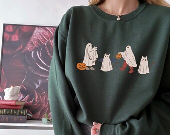 Retro Halloween Sweatshirt, Ghost Cat Sweatshirt, Ghost Shirt, Halloween Sweatshirt, Halloween Cat Shirt, Cat Lover Shirt, Black Cat Shirt