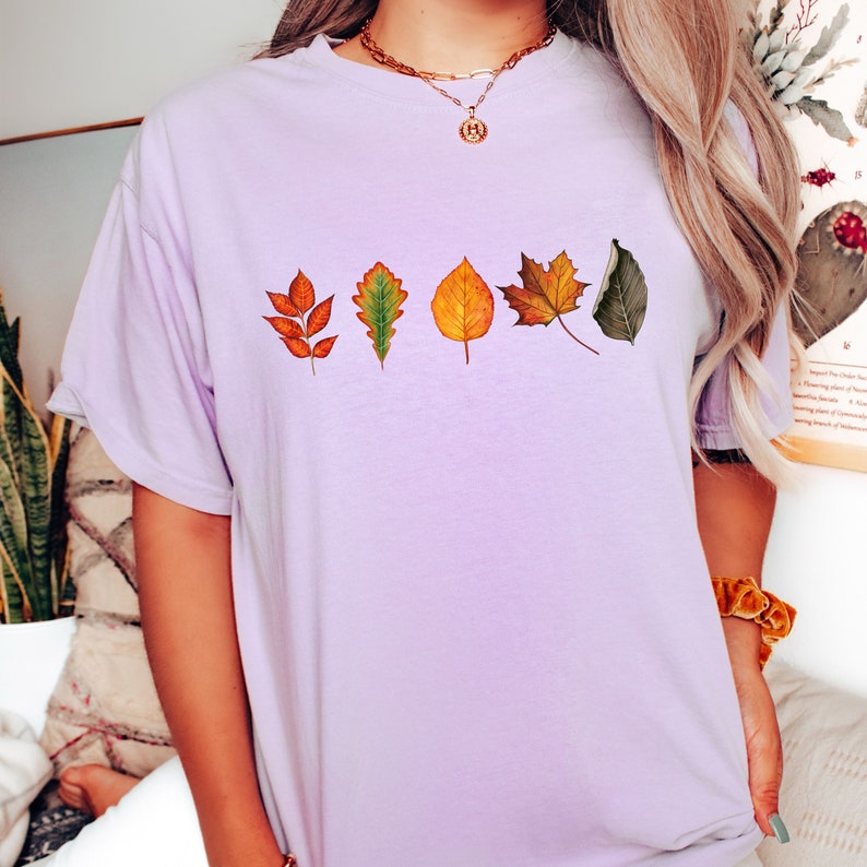 Komfortfärger höstlöv t-shirt, höstlöv t-shirt, naturälskare gåva, campingtröja vandringströja rustik natur rund hals vandringströja Orchid
