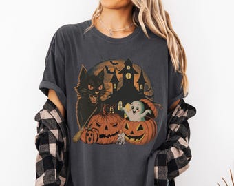 Halloween Cat & Pumpkin T-Shirt, Retro Spooky Tee, Unisex Halloween, Fall Apparel, Halloween Party shirt, Comfort Colors Halloween shirt