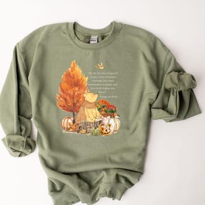 Winnie the Pooh autumn sweater, Winnie the Pooh and friends, Cute Winnie the Pooh pumpkin sweatshirt, Vintage Winnie the Pooh fall crewneck image 3