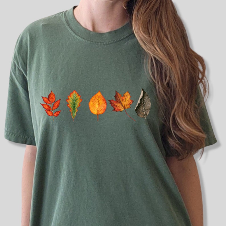 Komfortfärger höstlöv t-shirt, höstlöv t-shirt, naturälskare gåva, campingtröja vandringströja rustik natur rund hals vandringströja Sage