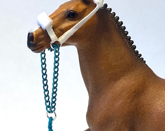 Fuzzy Halter with Attached Lead Line for Schleich Horse