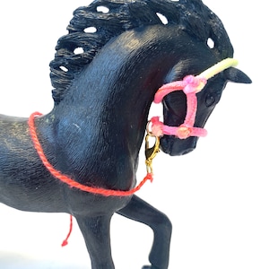 Oprekbaar touwhalster met afneembare lijn voor Schleich Toy Horse