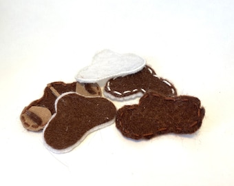 Variety of sewn shaped saddle pads